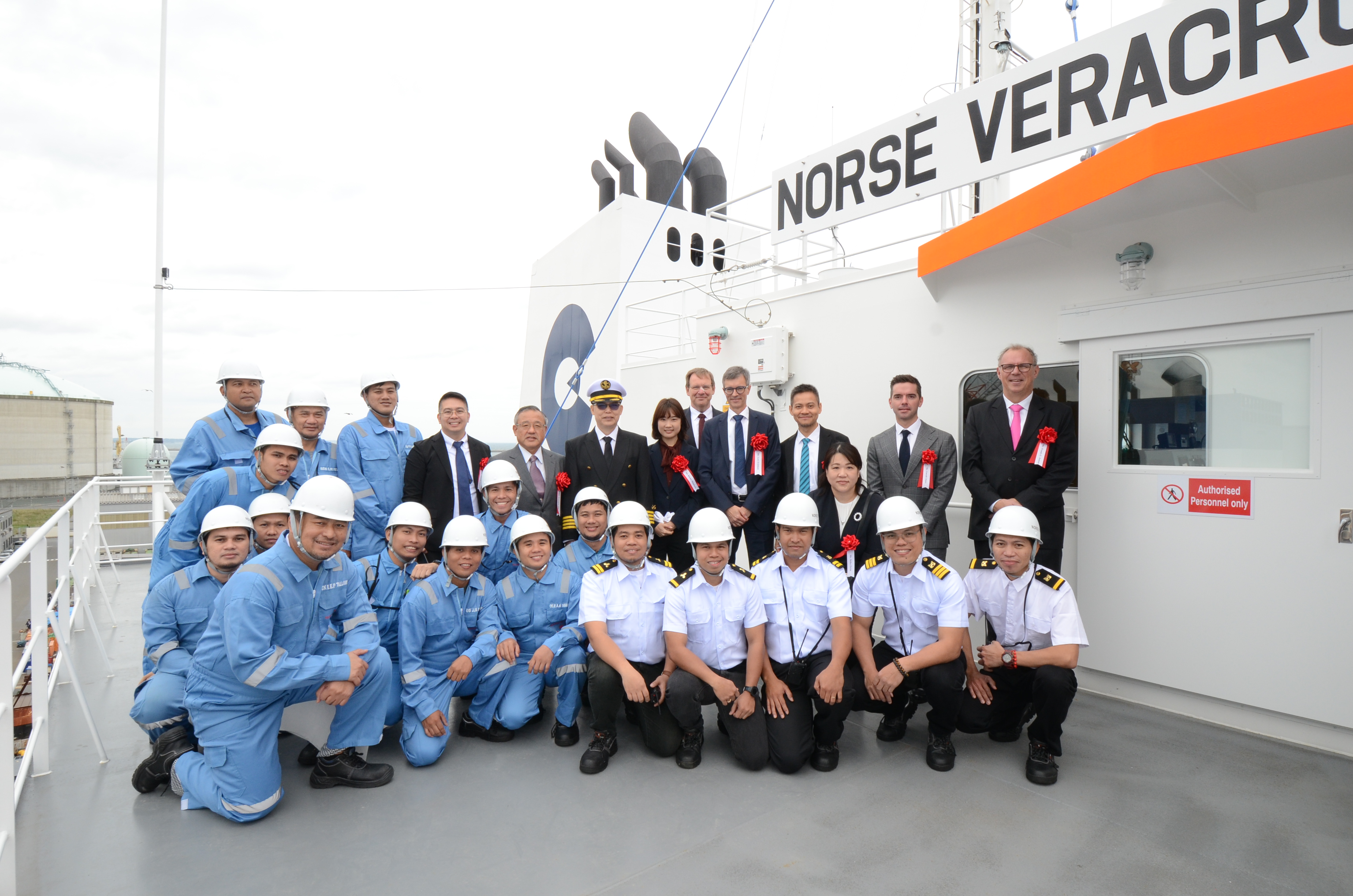 Sno.712 40,000DWT バルクキャリア「NORSE VERACRUZ」号の命名引渡式を