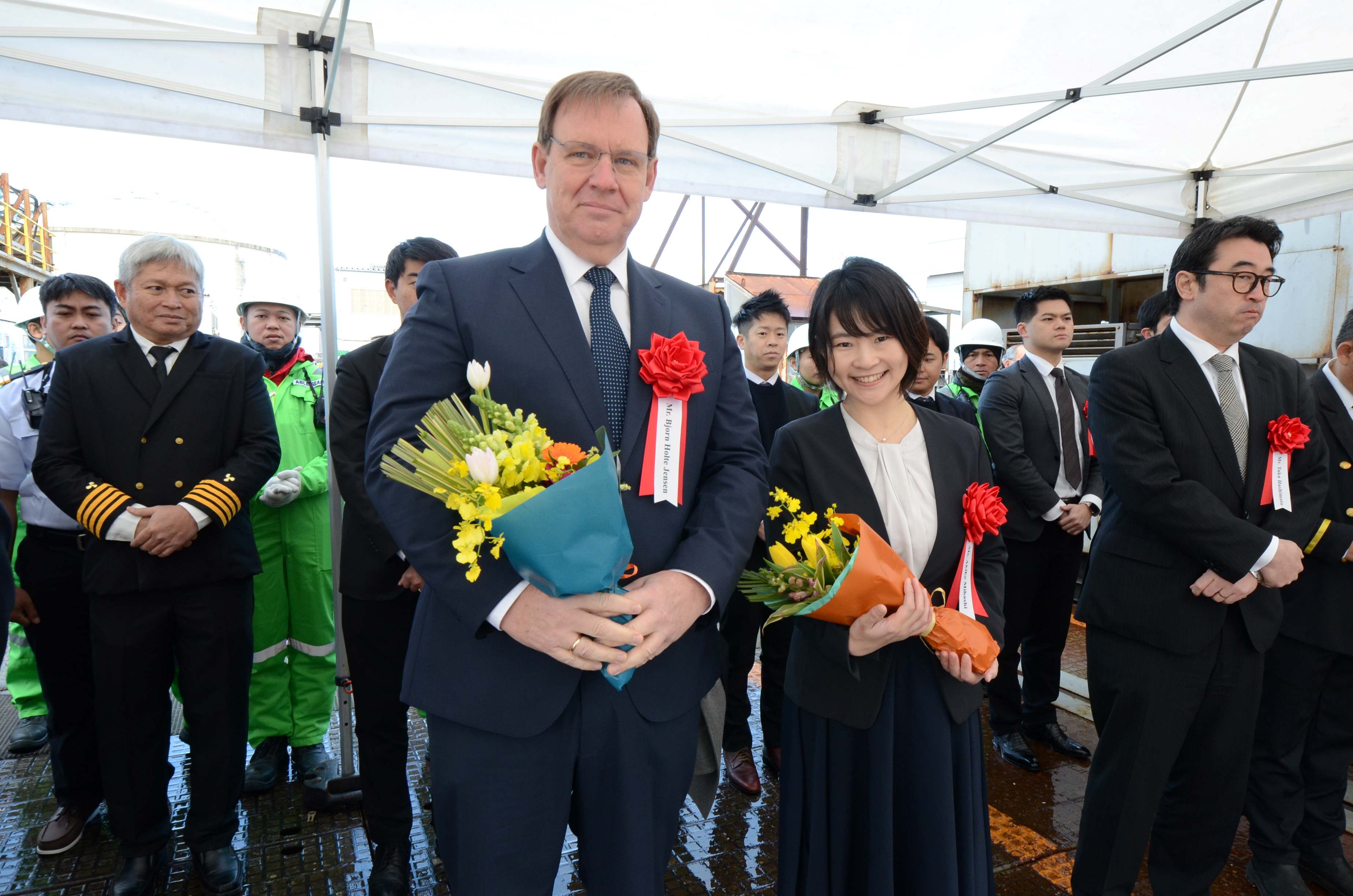 Sno.713 40,000DWT型ばら積船「NORSE OMISHIMA」の命名引渡式を